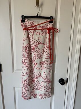 NWT Marie Oliver Cream Midi Skirt with Red Floral Outline and Wrap Tie